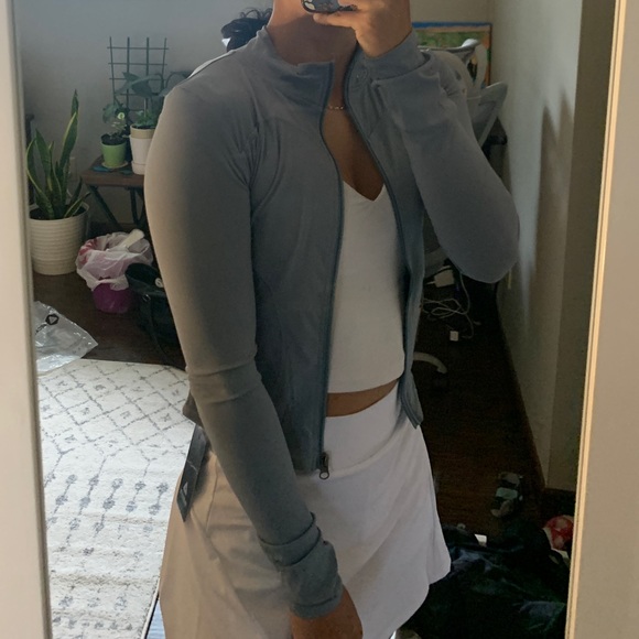 Cropped athletic jacket - Picture 3 of 3